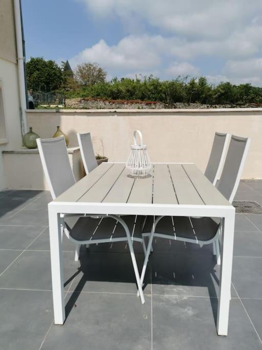 Rougemont  Studio Au Calme Avec Terrasse מראה חיצוני תמונה